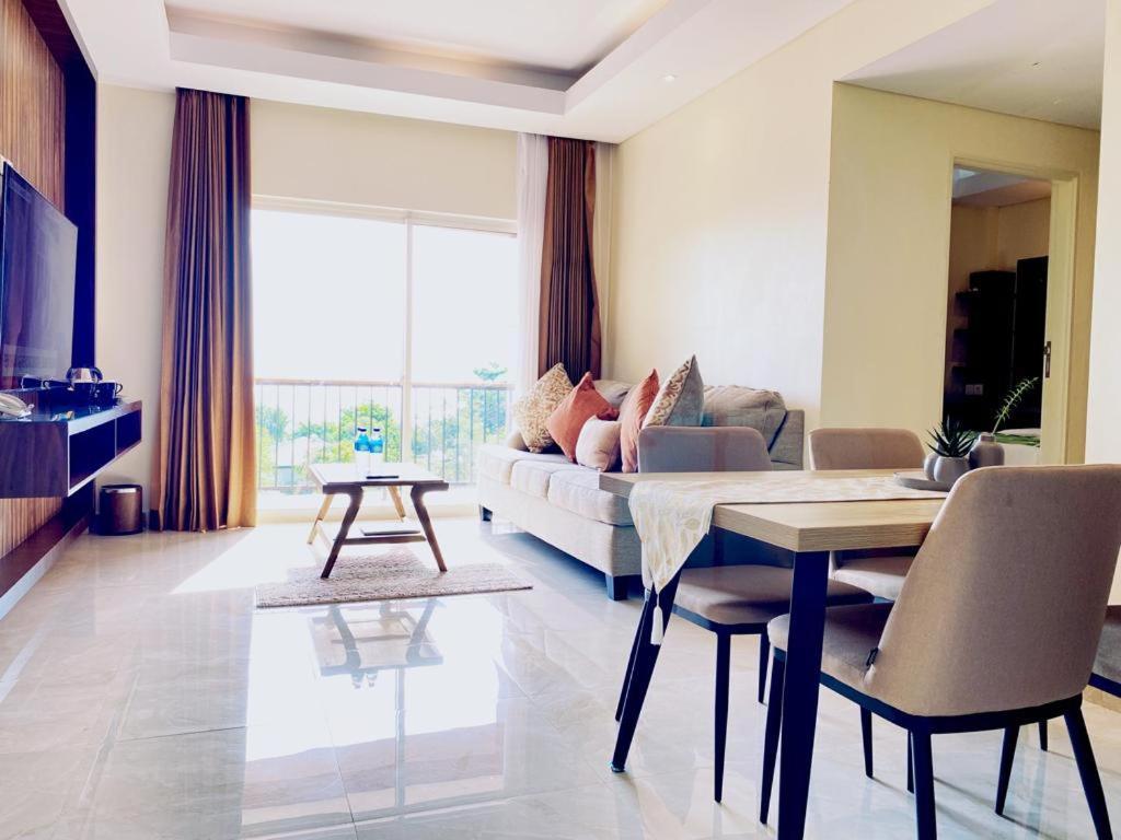 לבואן באג'ו Sylvia Hotel & Resort Komodo מראה חיצוני תמונה