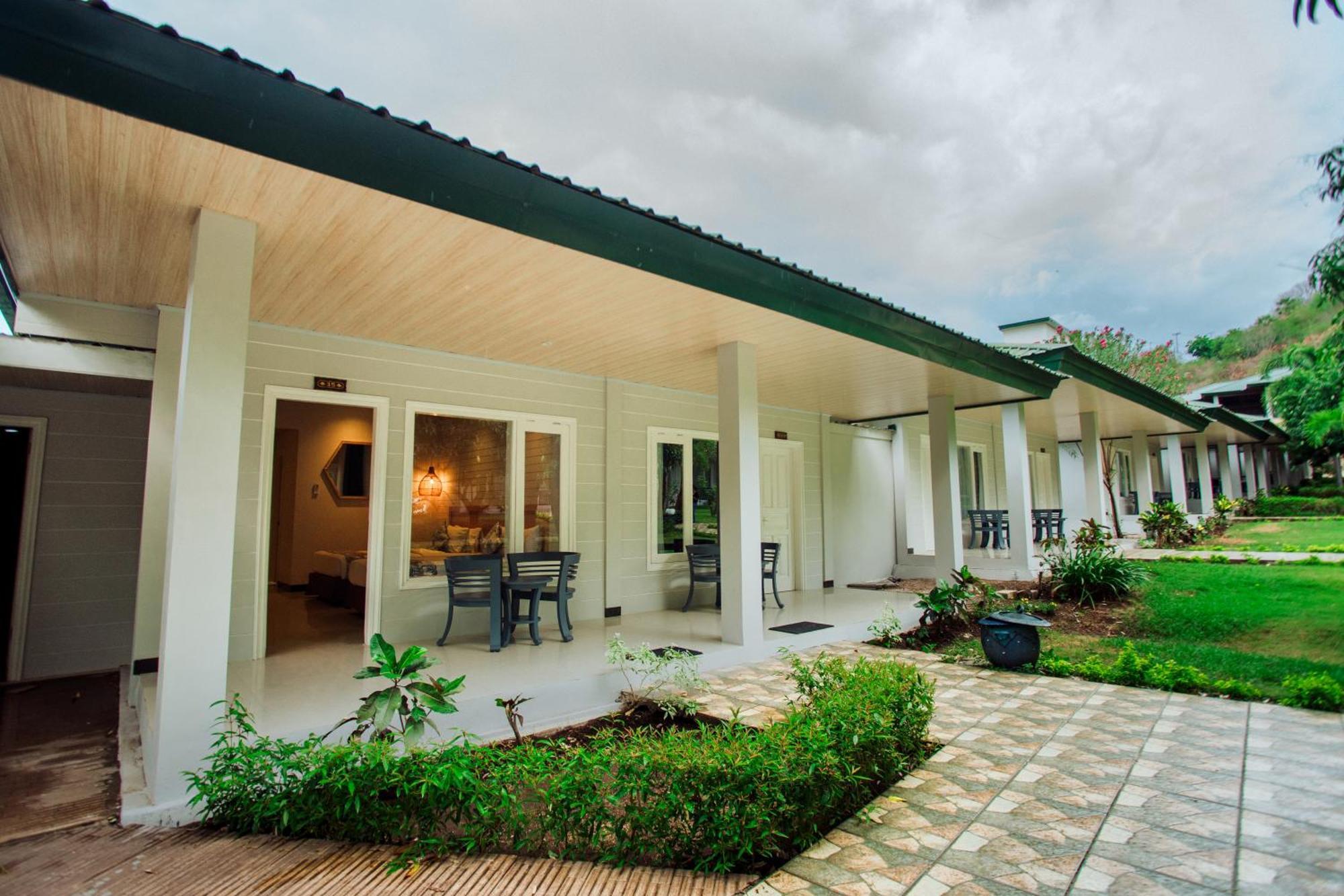 לבואן באג'ו Sylvia Hotel & Resort Komodo מראה חיצוני תמונה