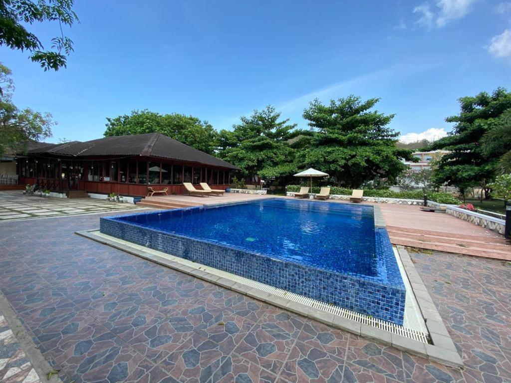 לבואן באג'ו Sylvia Hotel & Resort Komodo מראה חיצוני תמונה